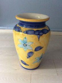 Très beau vase pour gros bouquets