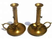 paire  de chandeliers a poussoirs ,laiton vintage