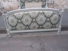 Lit de style louis XVI