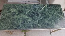 Table basse en marbre vert des alpes