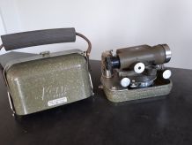 Ancien  et rare niveau KERN AARAU