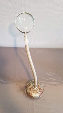 loupe sur pied articulée chromée Optico Paris des années 60