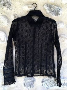 Chemise noire vintage dentelle fleurs transparent ajourée