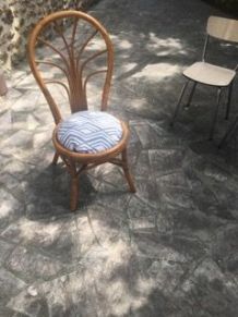 Tres jolie chaise en rotin vintage 