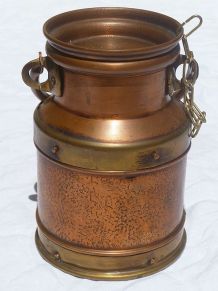 bidon  cuivre et laiton , vintage