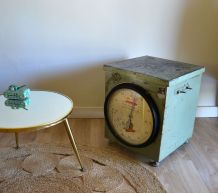 Ancienne balance tabouret meuble de métier