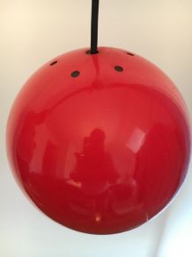Suspension vintage globe en métal rouge
