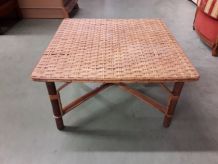 Table basse vintage en rotin