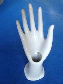 main blanche  en céramique, soliflore, porte bijoux