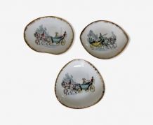 3 coupelles en porcelaine