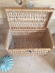 Valisette , Malette en osier et bois 