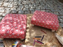 2 petits tabourets bas 