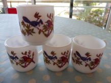 Ensemble de tasses vintage Arcopal décor oiseaux