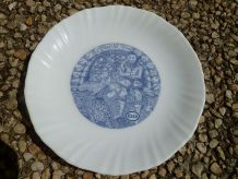 assiettes anciennes publicitaires arcopal collection ESSO