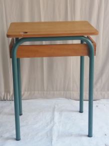 BUREAU VINTAGE D' ECOLIER