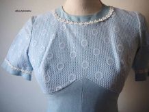 Longue robe hippie bleue ciel dentelle vintage 70's
