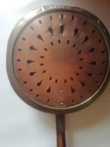 Ancienne bassinoire cuivre chauffrette