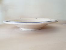 Joli plat made in Aubagne Proceram