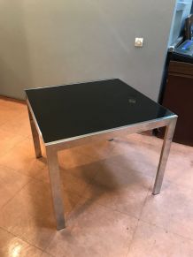 Table Calligaris + 4 chaises offertes