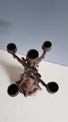 candélabre ancien néogothique avec dragons ailés