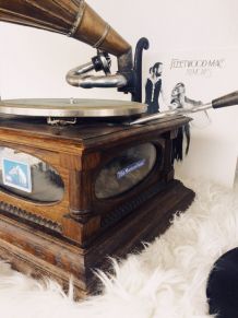 Gramophone