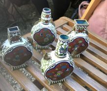 4 Flacons émaillés cloisonnés 