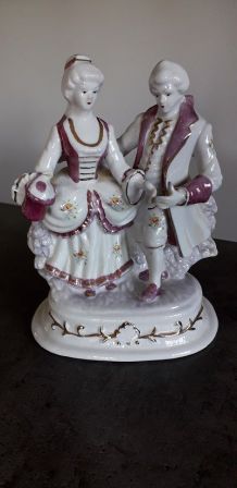 Ancien couple de marquis et marquise en porcelaine