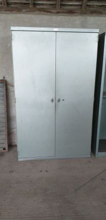 Armoire metal