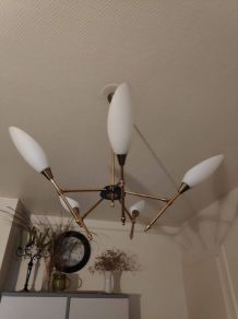 lustre vintage Arlus Lunel avec 5 tulipes opaline 