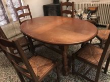Table ovale chêne  avec chaises
