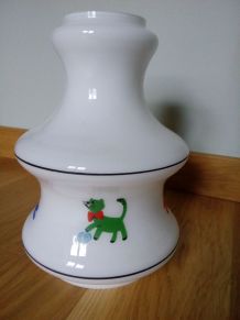 Globe abat-jour en opaline avec décor enfant