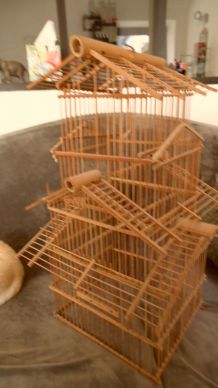 ancienne cage d'oiseaux