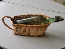 Serviteur à bouteille en osier 