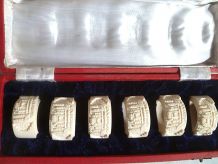 coffret  vintage  ronds a serviettes en resine