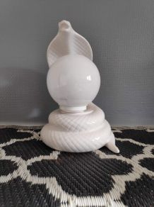 lampe cobra céramique et opaline blanches