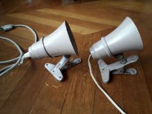 Une paire d'appliques vintage Mazda à pinces