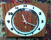 Horloge JAPY électrique 