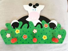 Porte manteau en bois motif vache 