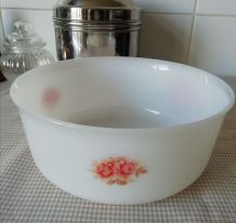 Plat Arcopal motif "roses"