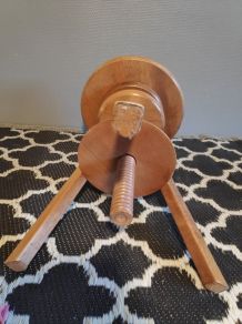 tabouret d'atelier en bois massif à vis