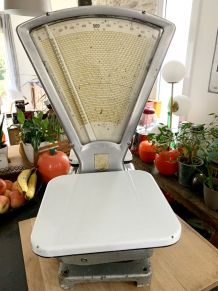 Ancienne balance de cuisine vintage