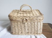 petite malle en osier