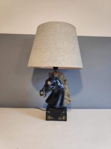 lampe tête de cheval en plâtre et abat-jour gris bleu