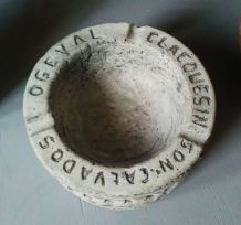 Cendrier en pierre Clacquesin Calvados Ogeval