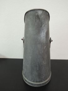 Ancien seau à charbon