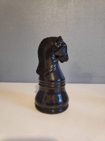 pièces d'échec pour décoration en céramique blanche ou noire