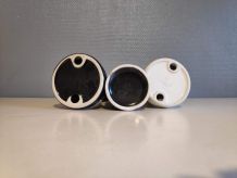 pièces d'échec pour décoration en céramique blanche ou noire