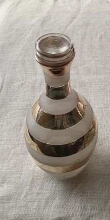 Carafe en verre granité 