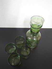 Verres et carafe vintage