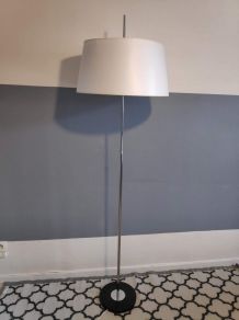 lampadaire liseuse Monix ,pied noir, structure métal chromé